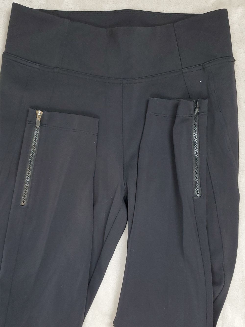 Athleta | Women's Medium | Delancey Skyline High Rise Leggings | Black Zip Ankle